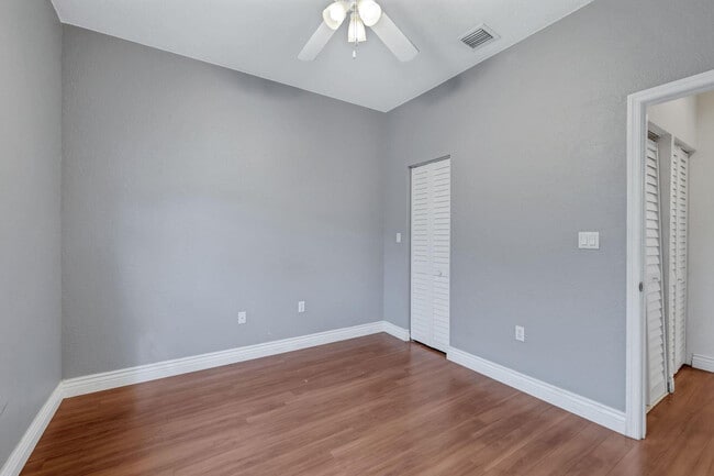 Building Photo - 3122 Merrick Terrace