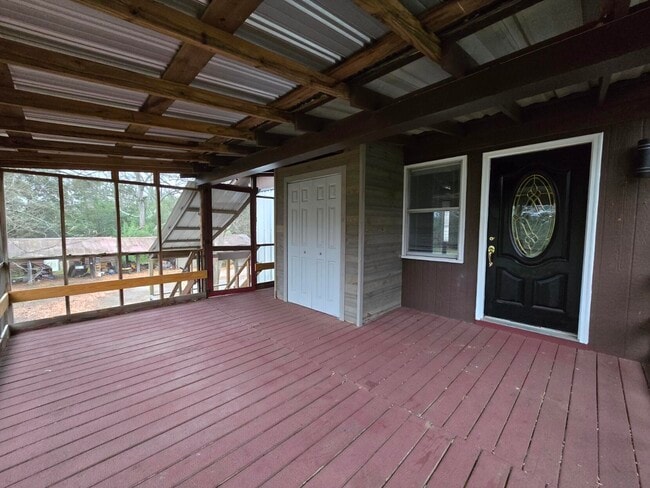 Building Photo - 2370 Wedgefield Rd