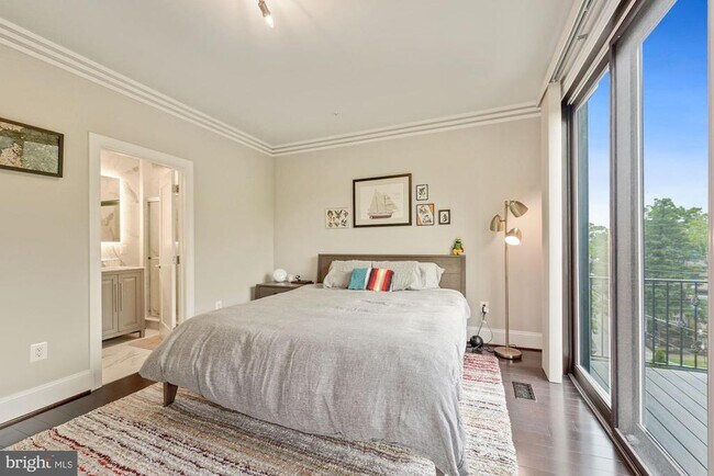 Building Photo - 4527 Georgia Ave NW