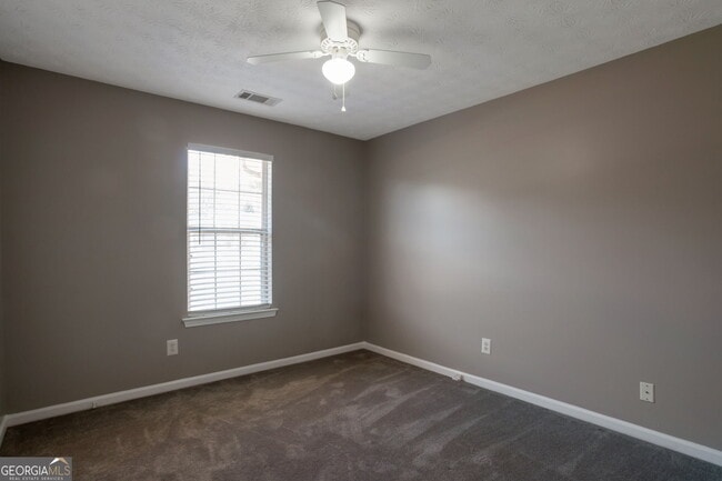 Building Photo - 90 Allen Oaks Way
