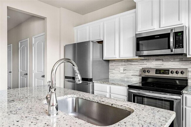 Building Photo - 217 Whitetail Cir