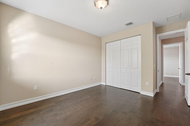 Building Photo - 8256 Savara Streams Ln