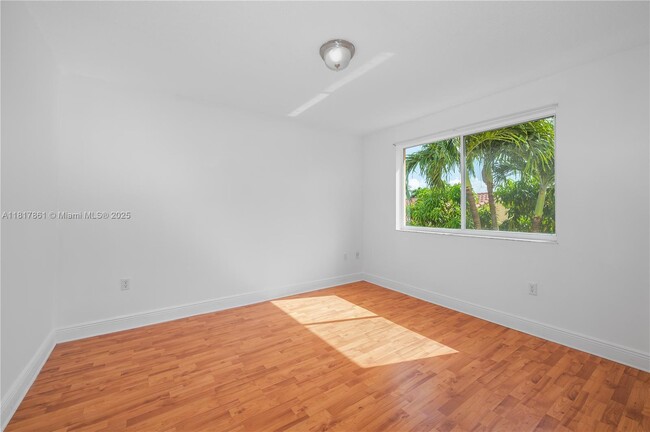 Building Photo - 4668 SW 153rd Ct
