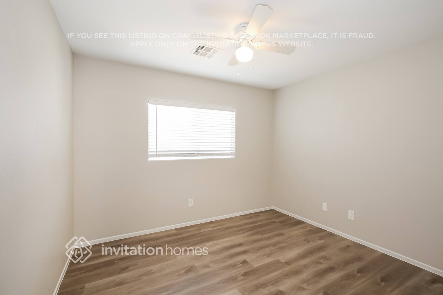 Building Photo - 8392 W Sapphire St