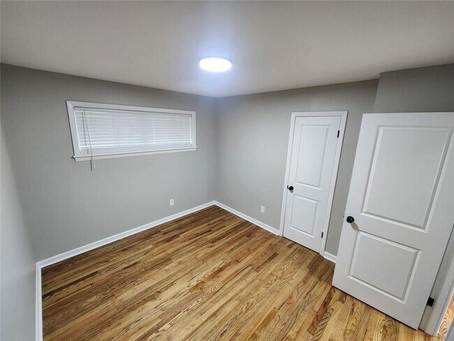 Building Photo - 1181 Starline Dr