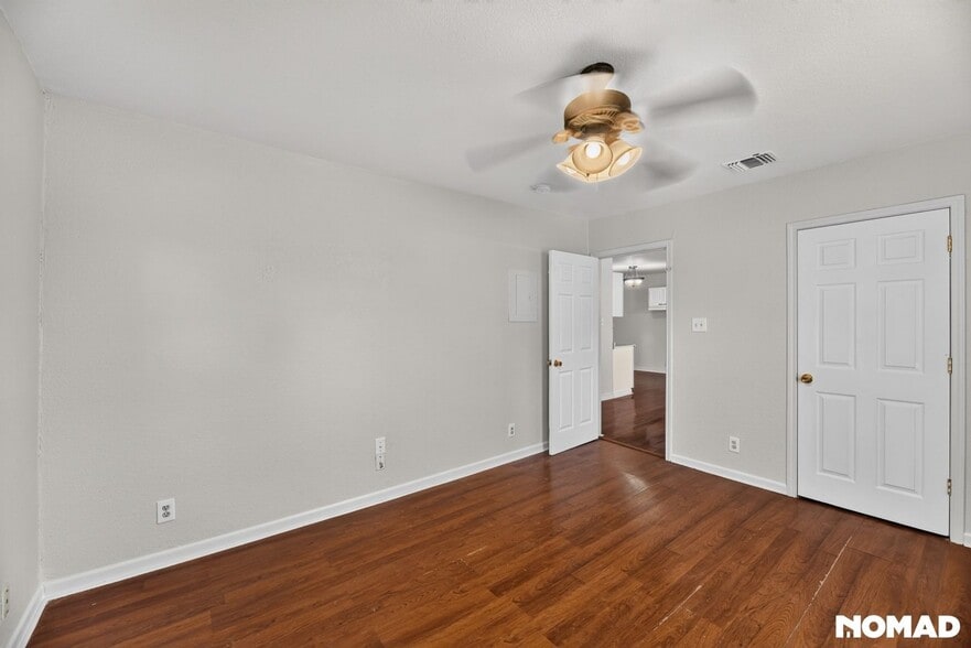 Building Photo - 1534 Mardell St