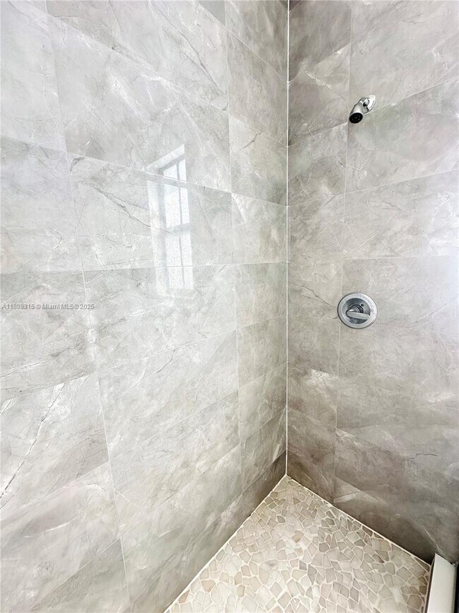 Building Photo - 1831 SW 145th Ave