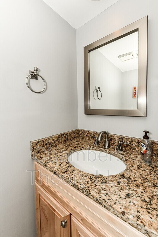 Building Photo - 2911-D S Woodstock St