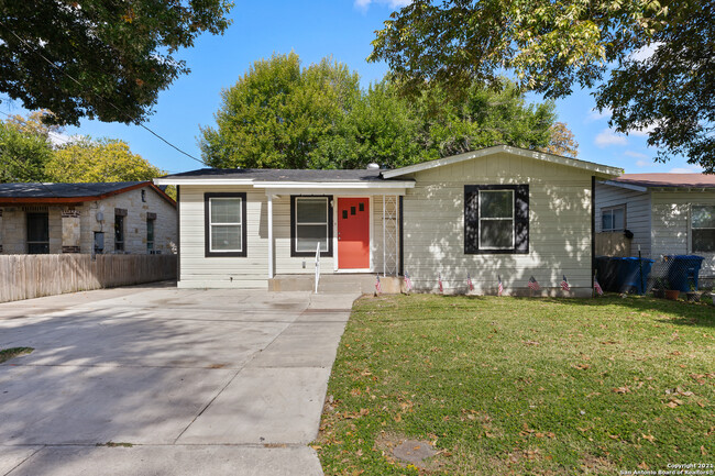 Primary Photo - 307 San Angelo Blvd