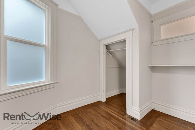 Building Photo - 1287 4th Ave