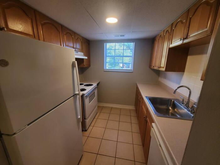 Building Photo - 928 Ohio Pike