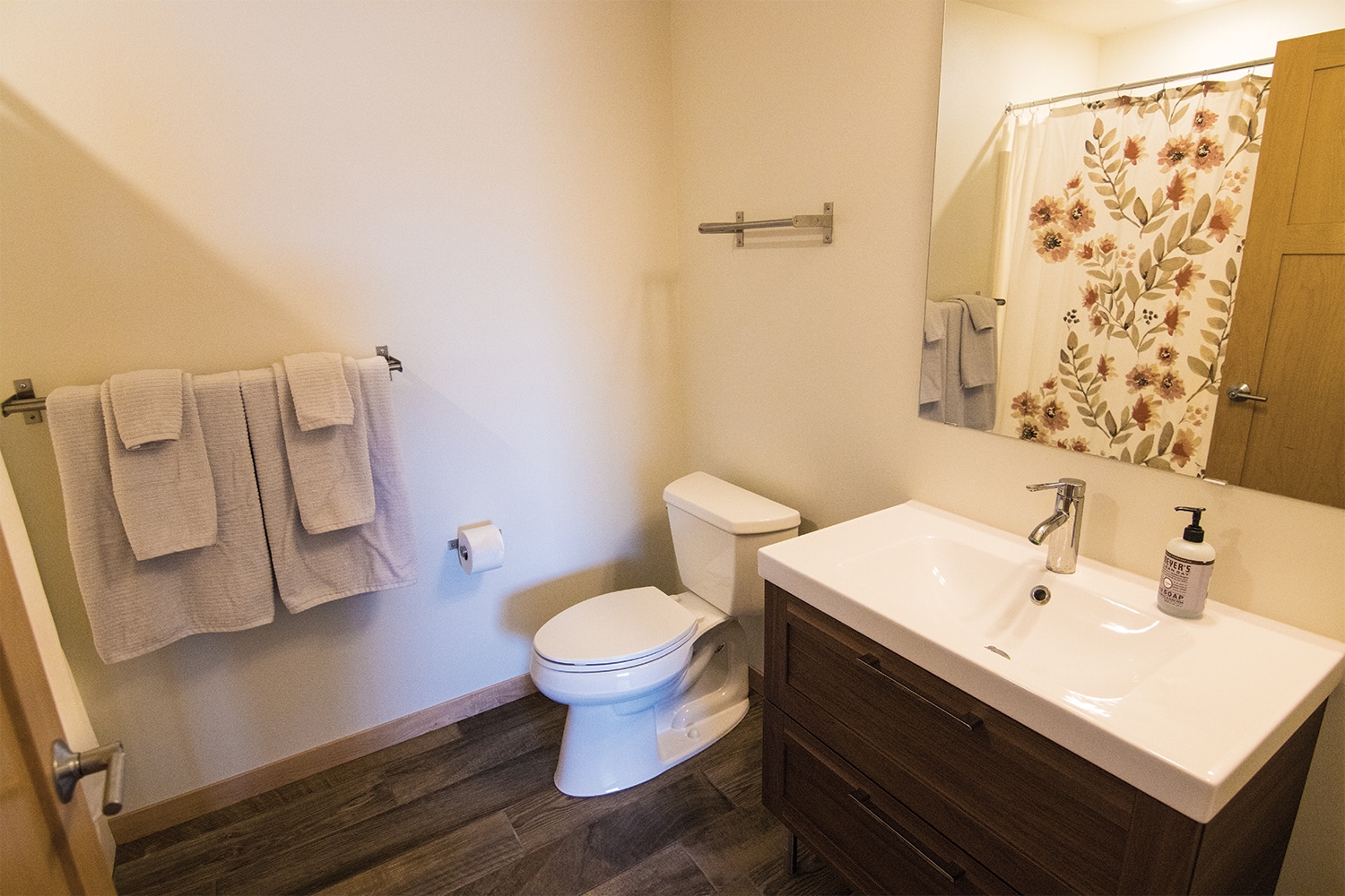 Building Photo - 3008 Gillette St