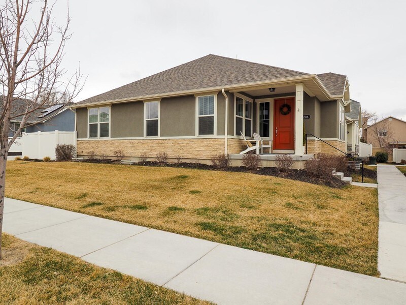 Building Photo - 2108 Kimber Ln