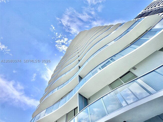 Building Photo - 1400 Biscayne Blvd