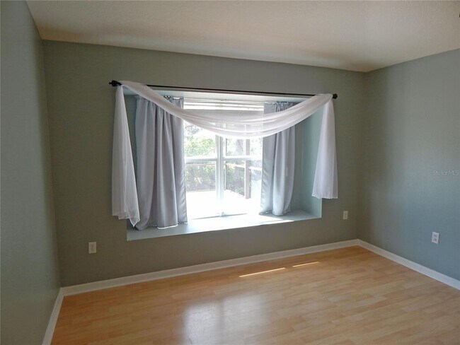 Building Photo - 6367 Bridgecrest Dr