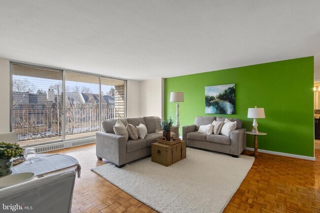 Building Photo - 1401 Pennsylvania Ave