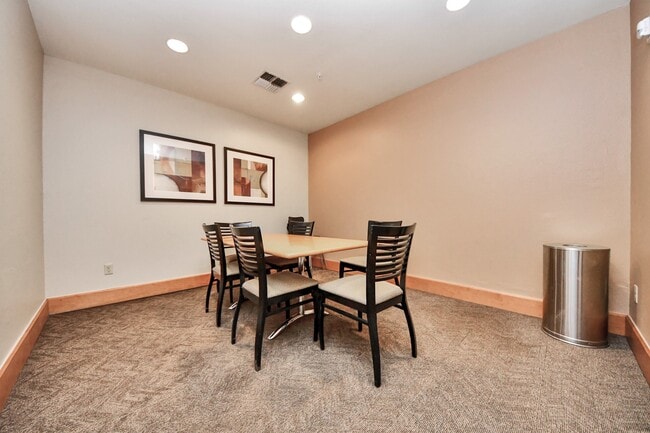 Building Photo - 3505 Sage Rd