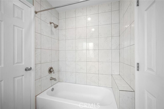 Building Photo - 528 Ivy St
