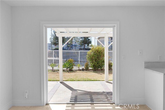 Building Photo - 1614 E Sedona Dr