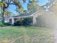 Building Photo - 22019 Kenchester Dr