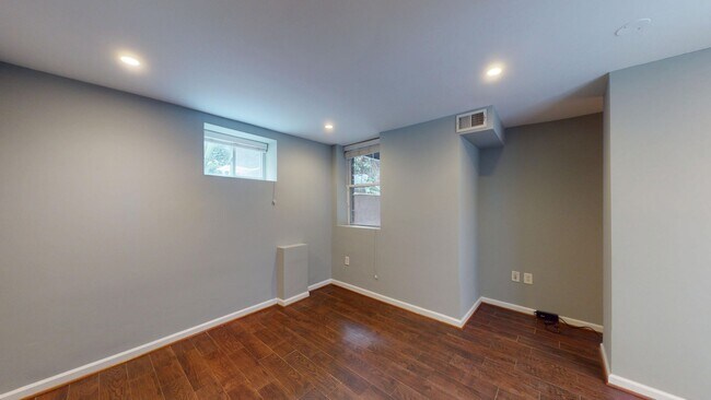 Building Photo - 1330 13th St NW