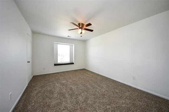 Building Photo - 21626 Dean Dale CRT