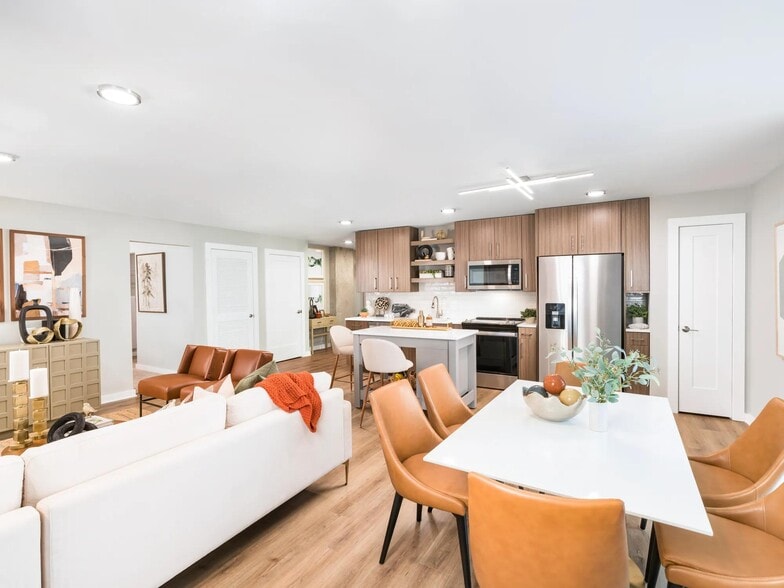 Stylish studio to 3 bedroom homes designed with flexible den spaces! - Modera LoSo