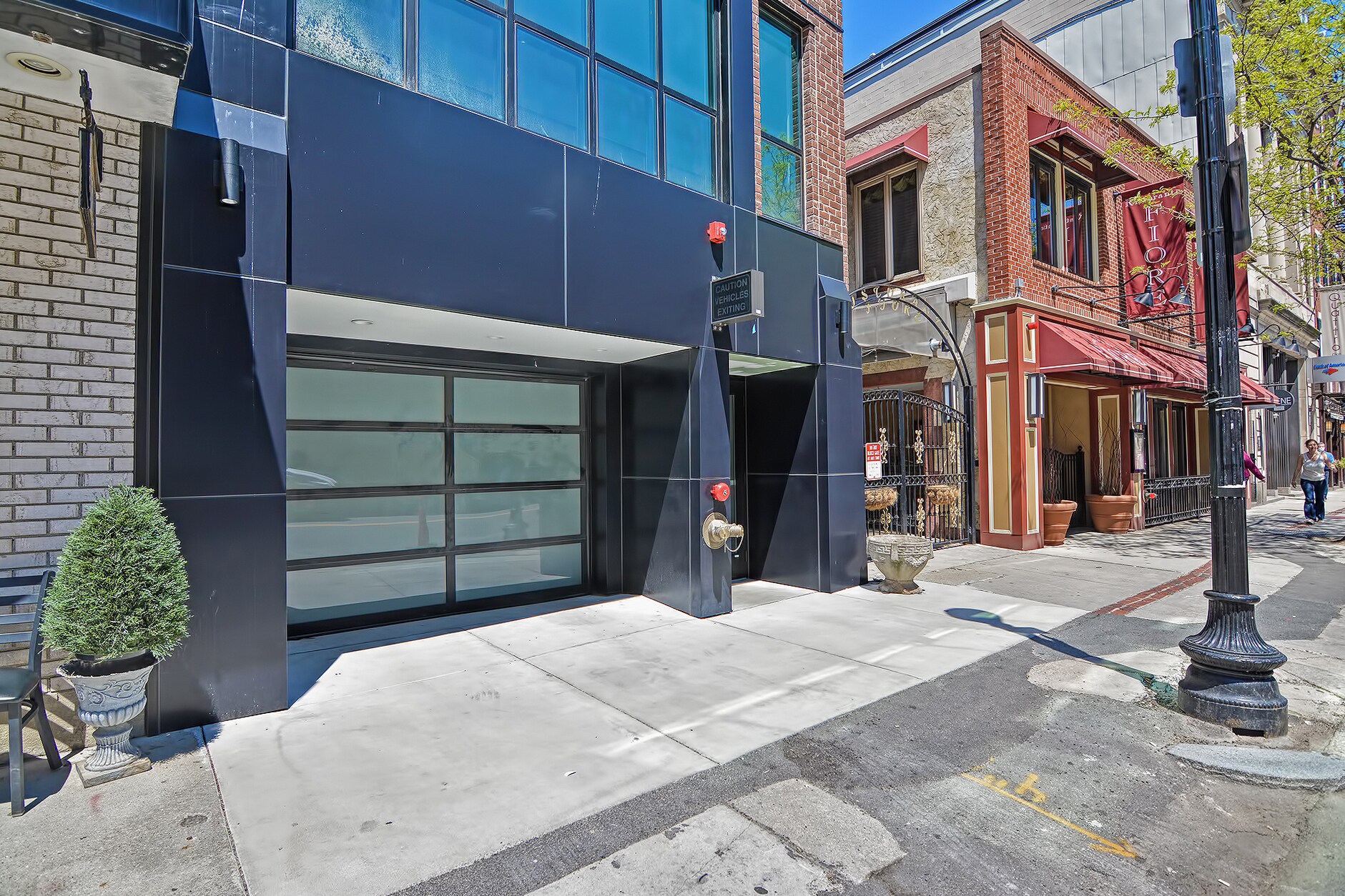 Building Photo - 250 Hanover St