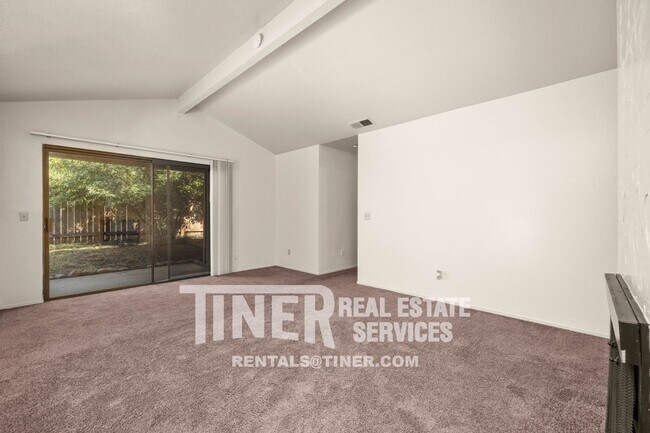 Building Photo - 9282 Corinthian Cir