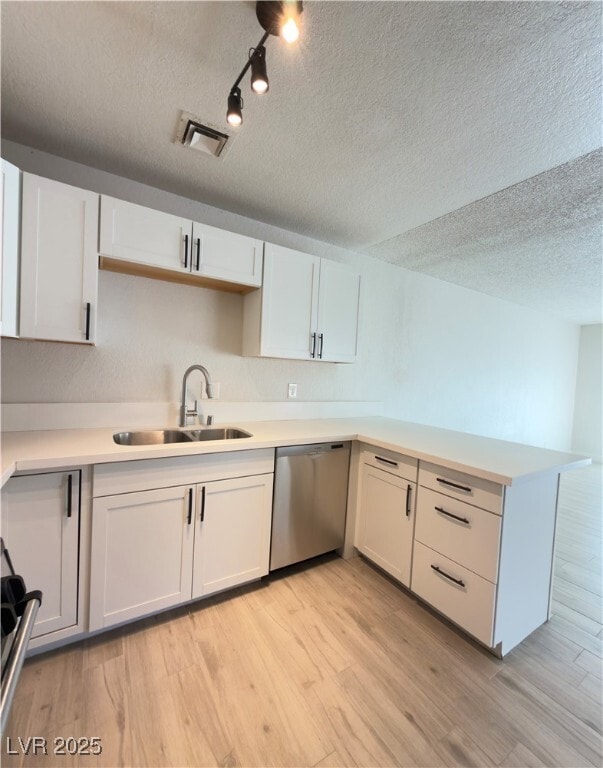 Building Photo - 6779 Pine Valley Dr