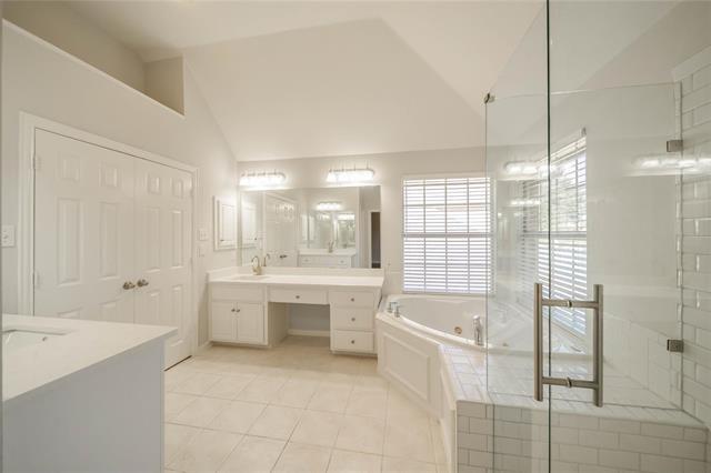 Building Photo - 2616 Barrington Dr