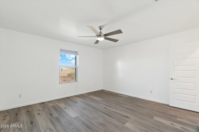 Building Photo - 37292 Yellowstone Dr