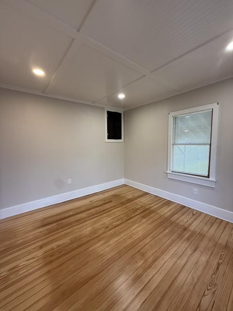 Building Photo - 188 Meadowbrook Ave