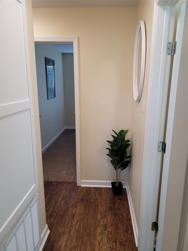 Building Photo - 4426 25th St E