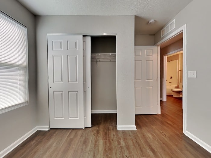 Building Photo - 5241 Walkers Ridge Dr