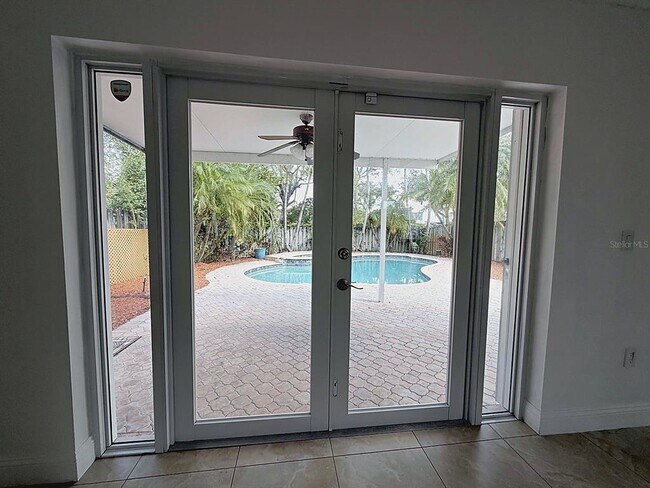 Building Photo - 114 Danielle Ct