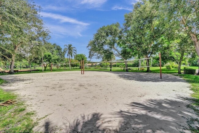 Building Photo - 11045 Neptune Dr