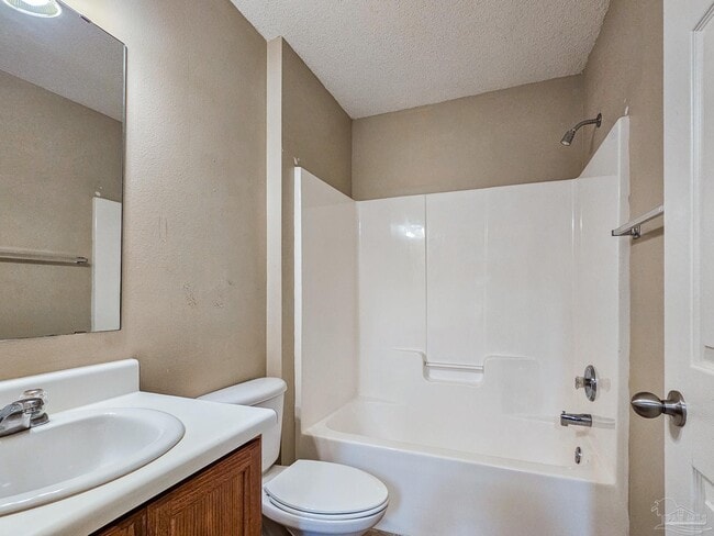Building Photo - 9771 Cobblebrook Dr