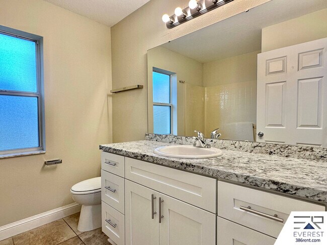 Building Photo - 32 Pierce Ln