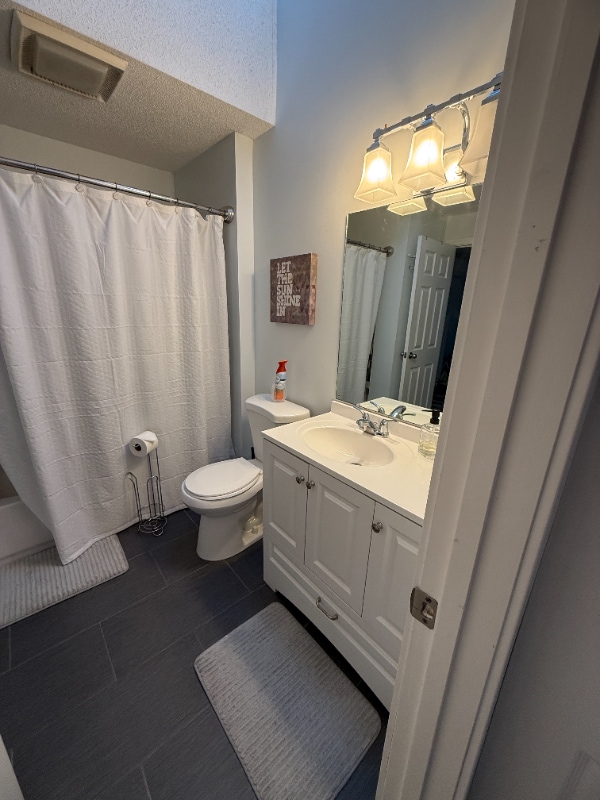 Building Photo - 46 Brewster Cir