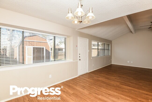 Building Photo - 6436 Peggy Dr