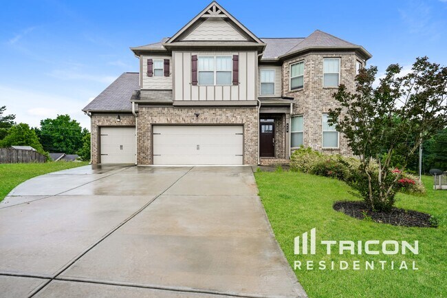 Primary Photo - 446 Baylee Ridge Cir