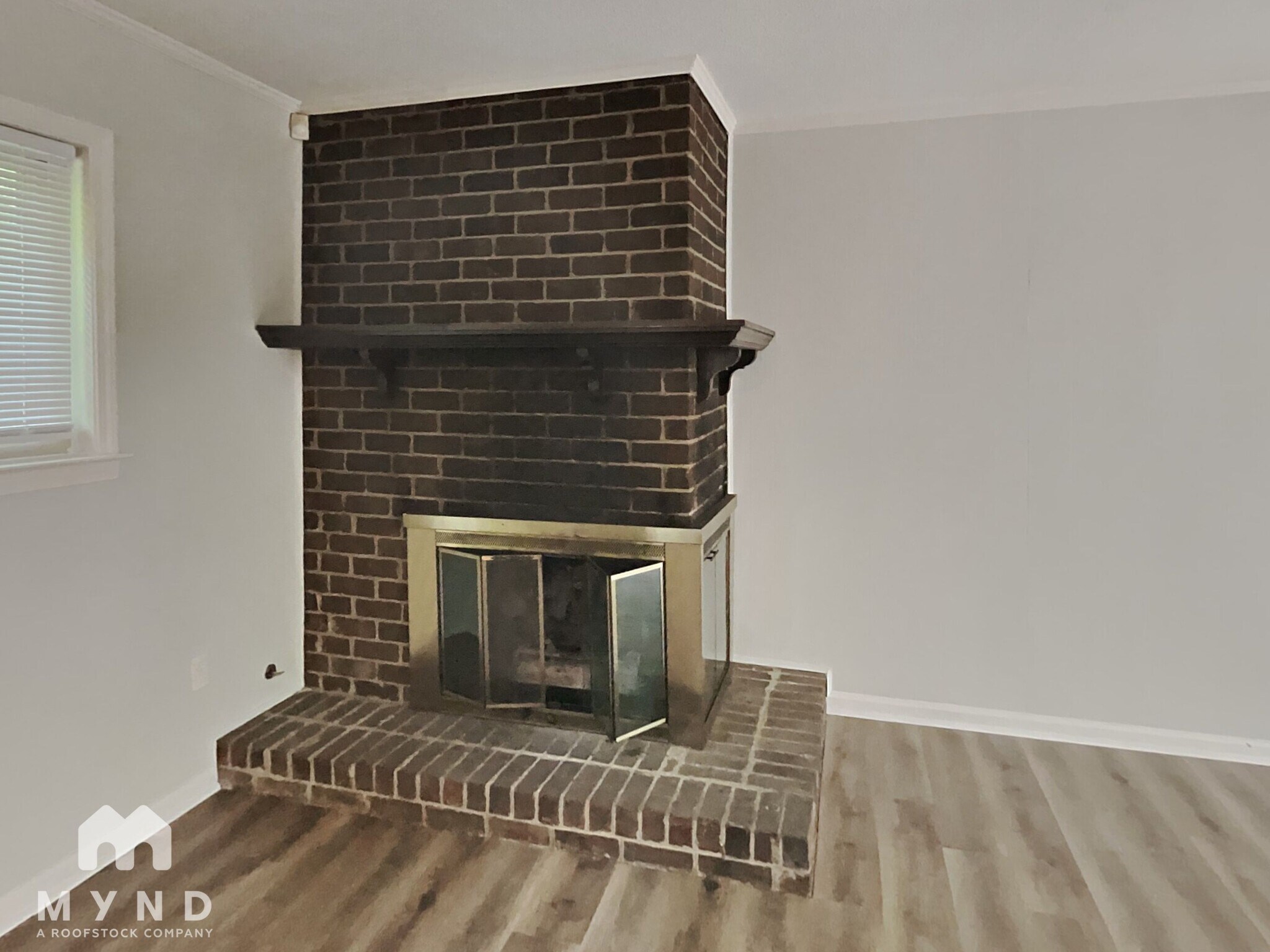 Building Photo - 3859 Hyacinth Dr