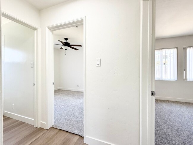 Building Photo - Remodeled Duplex in South O!