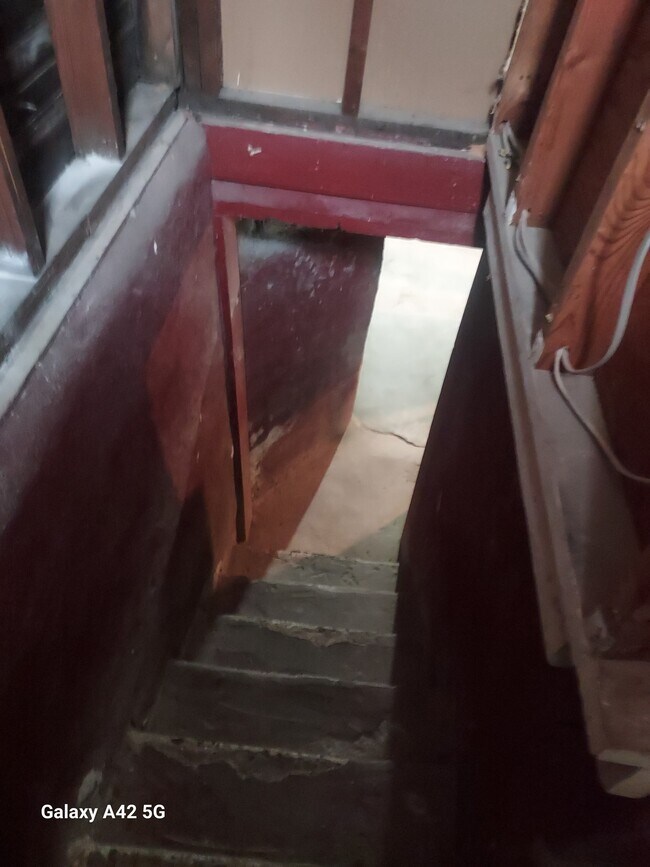 Building Photo - 735 W Bridger St