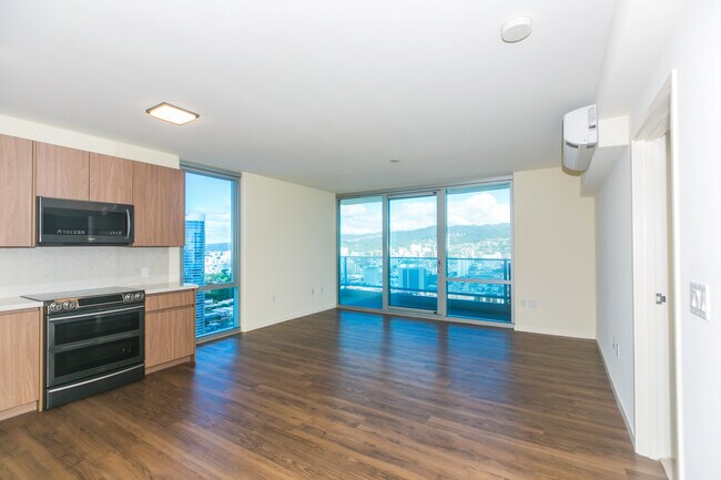 Building Photo - 1391 Kapiolani Blvd