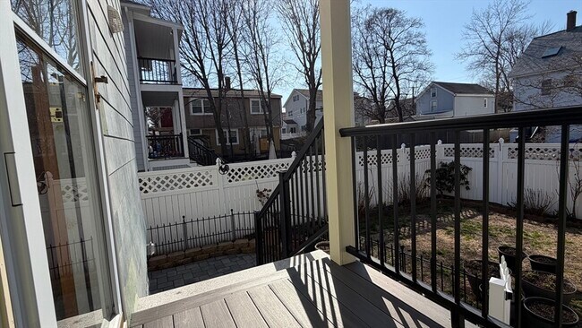 Building Photo - 74 Rawson Rd