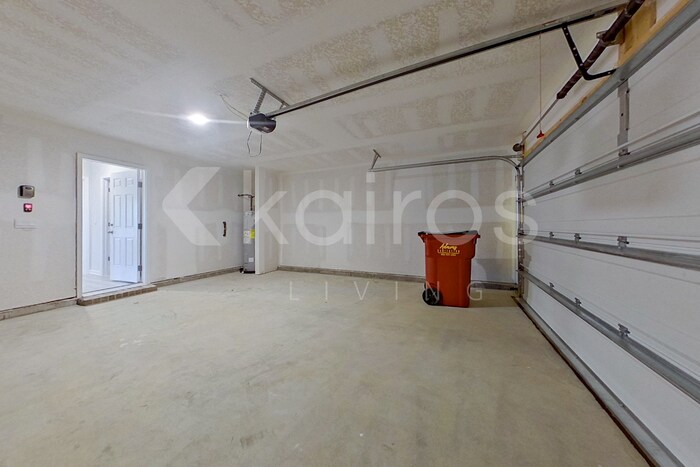 Building Photo - 4618 Malay Cir