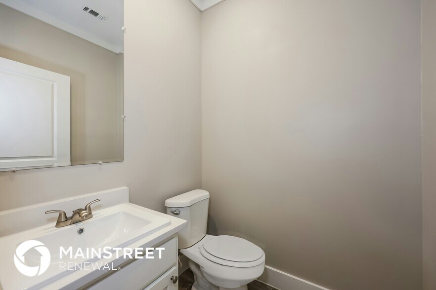 Building Photo - 3530 Cauthorn Dr