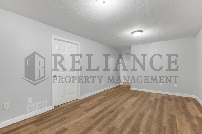 Building Photo - 1739 S Edwards Ct